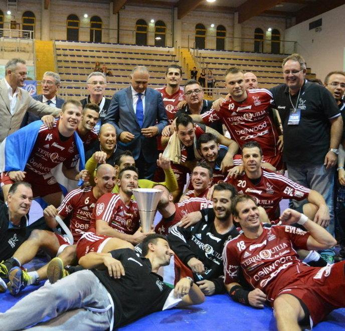 Terraquilia si gode il primo trofeo: «Vittoria operaia» 