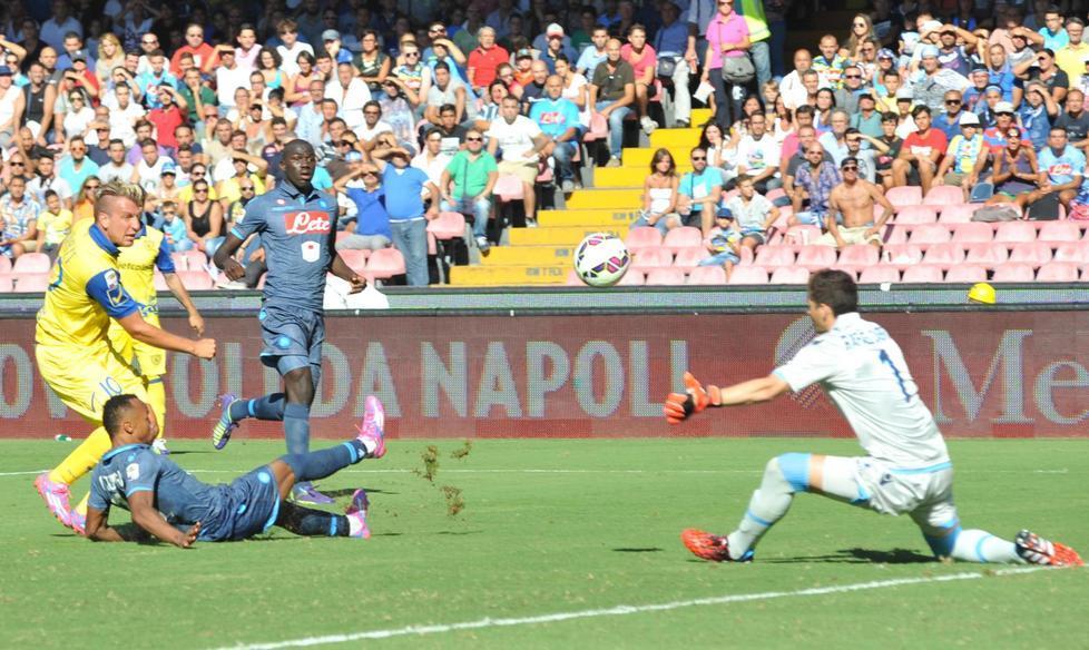 Maxi Chievo al San Paolo, Benitez ora è nei guai