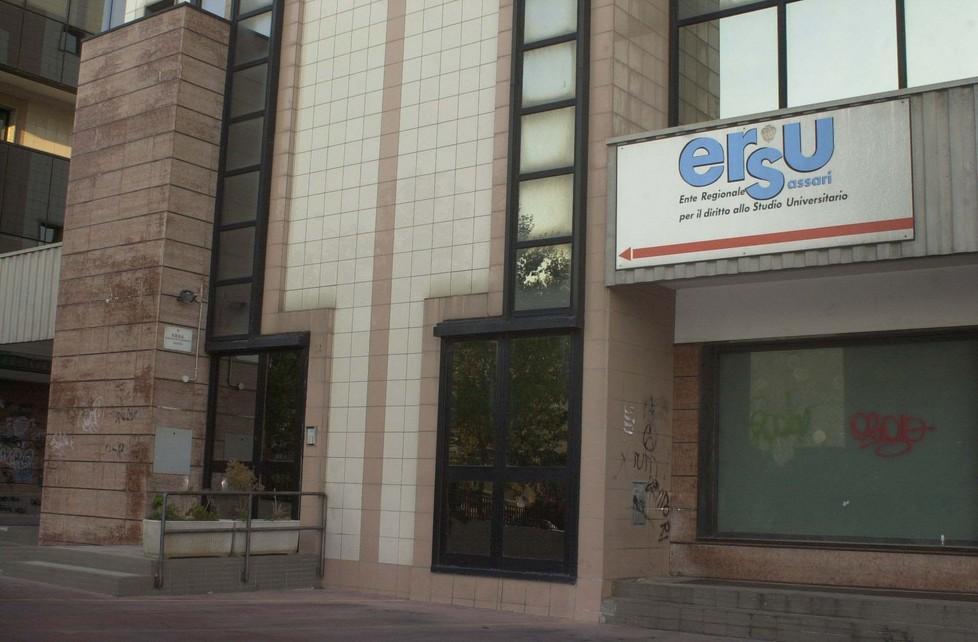 Difficoltà economiche, 200 ragazzi fuori dall’università