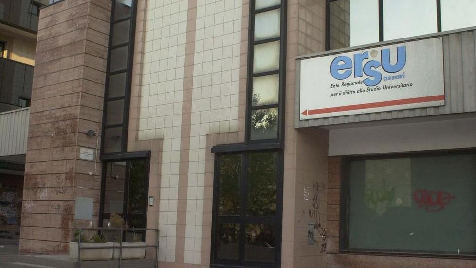 Difficoltà economiche, 200 ragazzi fuori dall’università