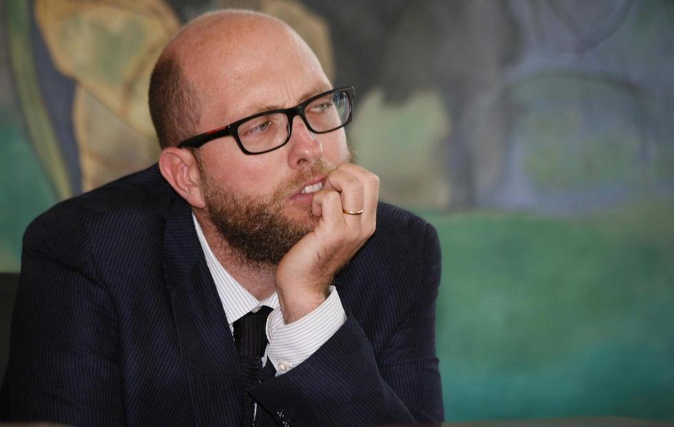 Aumenti sulla scuola, Dal Pino si difende 