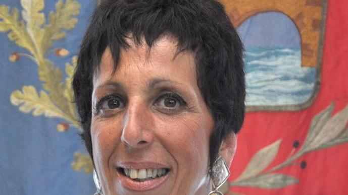 Suona la prima campanella i genitori bocciano i politici