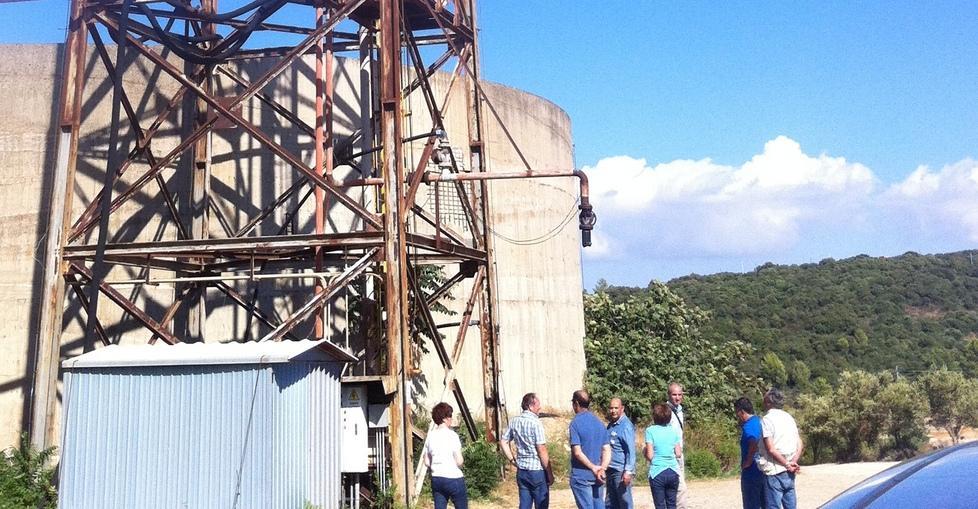 Igea, da mesi senza stipendio due lavoratori sulla torre 