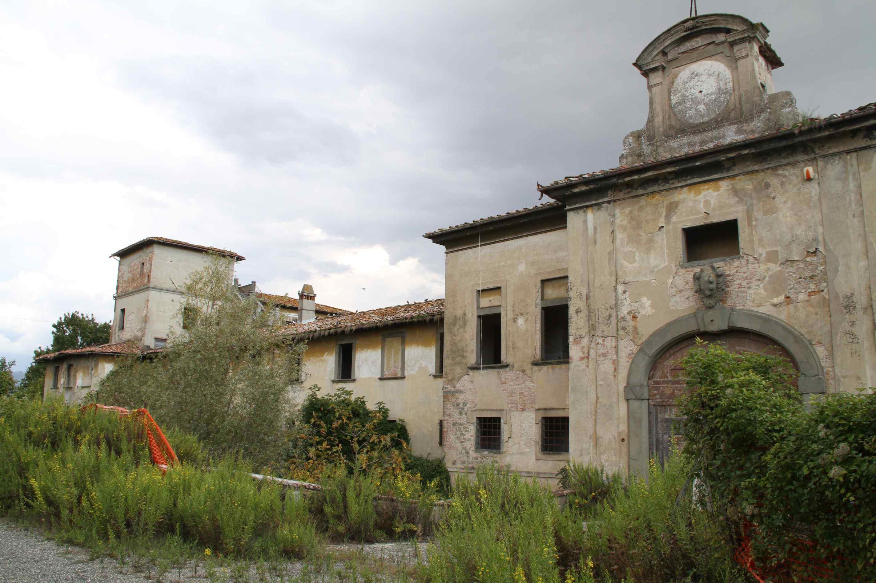 Prato, l'appello dell'assessore Alessi: «Aiutateci a mettere in sicurezza la Fattoria» 