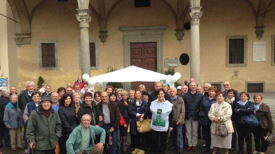 Domenica 21 il gazebo Aisla in piazza Duomo a Pistoia