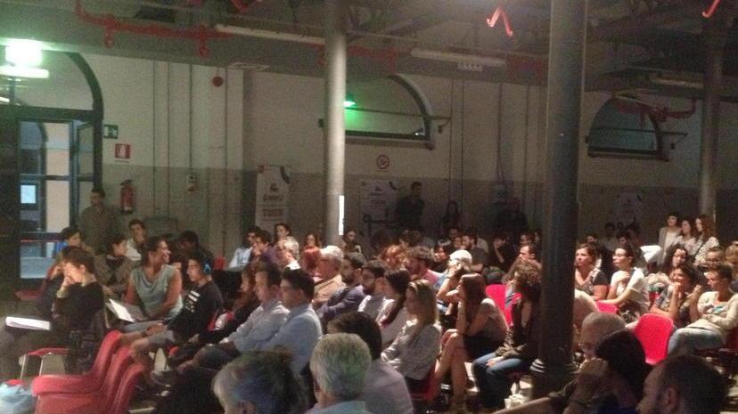 Rossi: “Imprenditori tessili pratesi e cinesi devono unirsi”