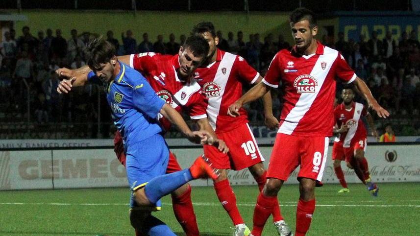 Brivido finale ma il Grifone strappa il pareggio