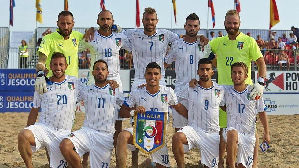 Vincenti in azzurro, non in bianconero