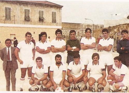 Piccoli calciatori in campo per ricordare Antonio Falchi