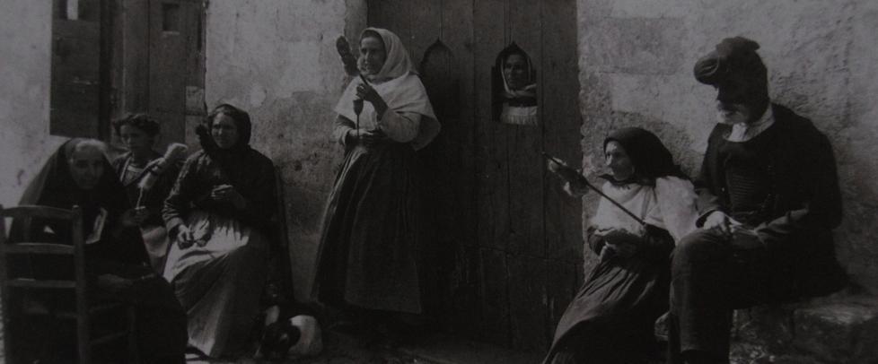 La storia di Osilo in tremila foto 