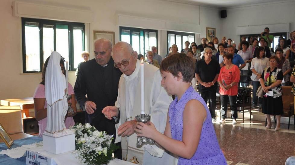 Statua della Madonna donata al Comune