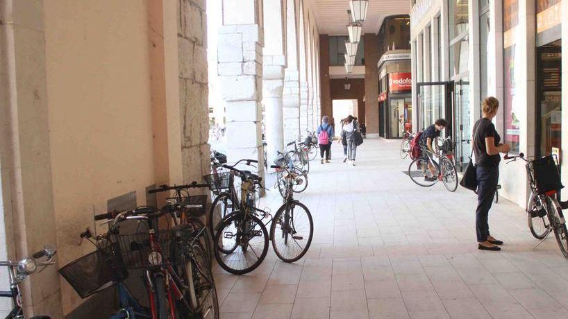 Restyling monco: niente arredi