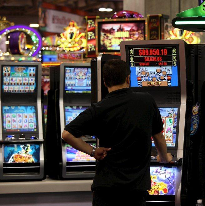 Meno imposte comunali a chi toglie le slot-machine 