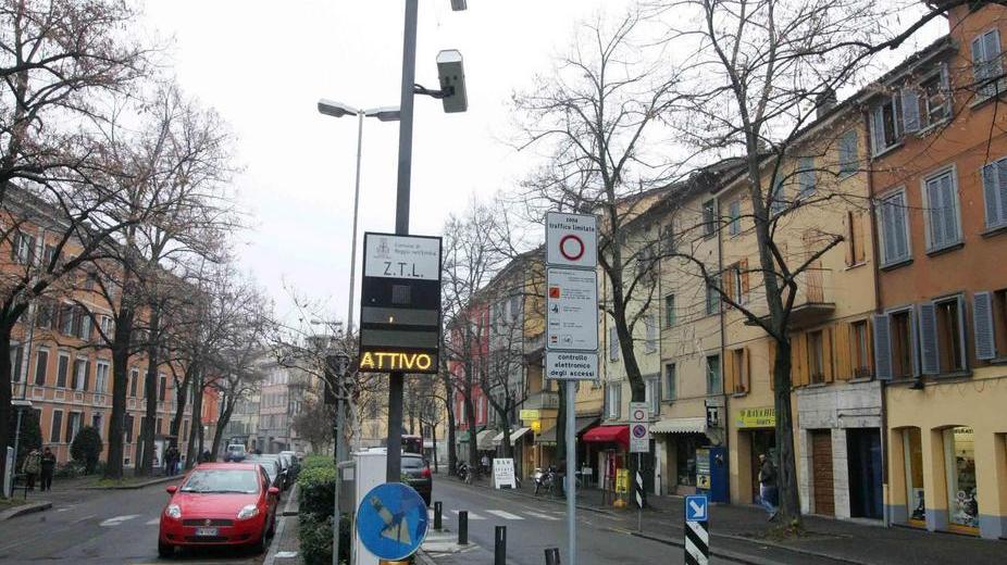 Ztl, nei nuovi permessi mancano le moto