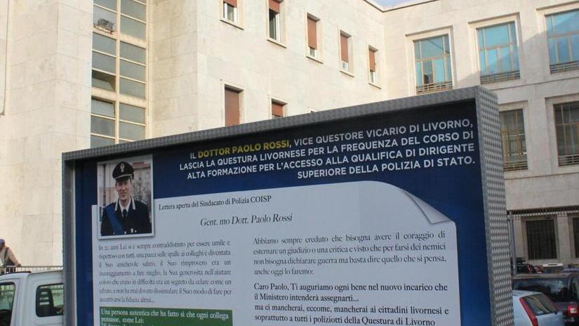 Una maxi-lettera aperta per salutare Paolo Rossi promosso questore