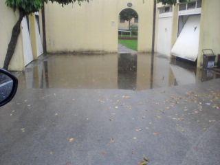 Casalguidi, garage di viale Europa sott’acqua quando piove 