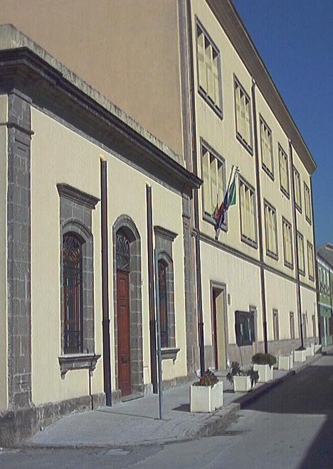 Contrasto povertà, le domande e il questionario