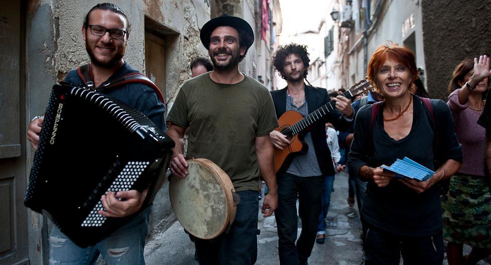 Girovagando: su il sipario, tutta la città è palcoscenico 