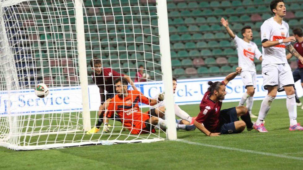 La Reggiana vince con pazienza e cuore