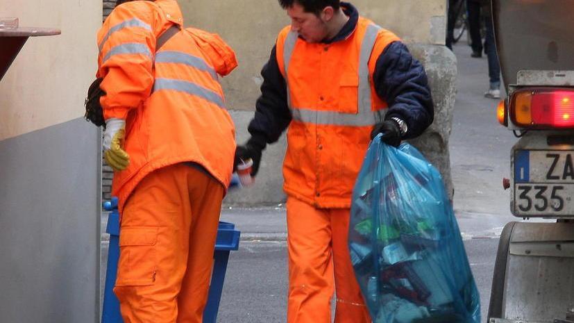 Prato, la raccolta porta a porta dei rifiuti anche a Le Badie