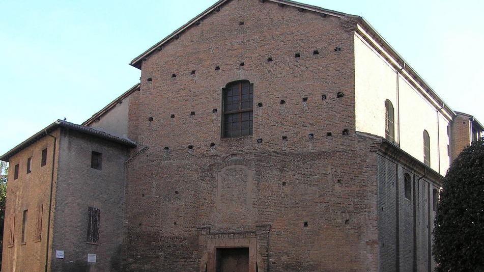 Furti nelle chiese: due in manette