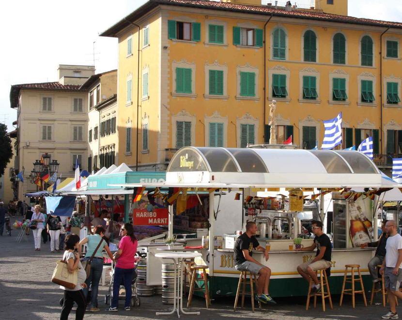 Gastronomia senza frontiere: torna il Mercato Europeo in piazza Duomo a Prato 