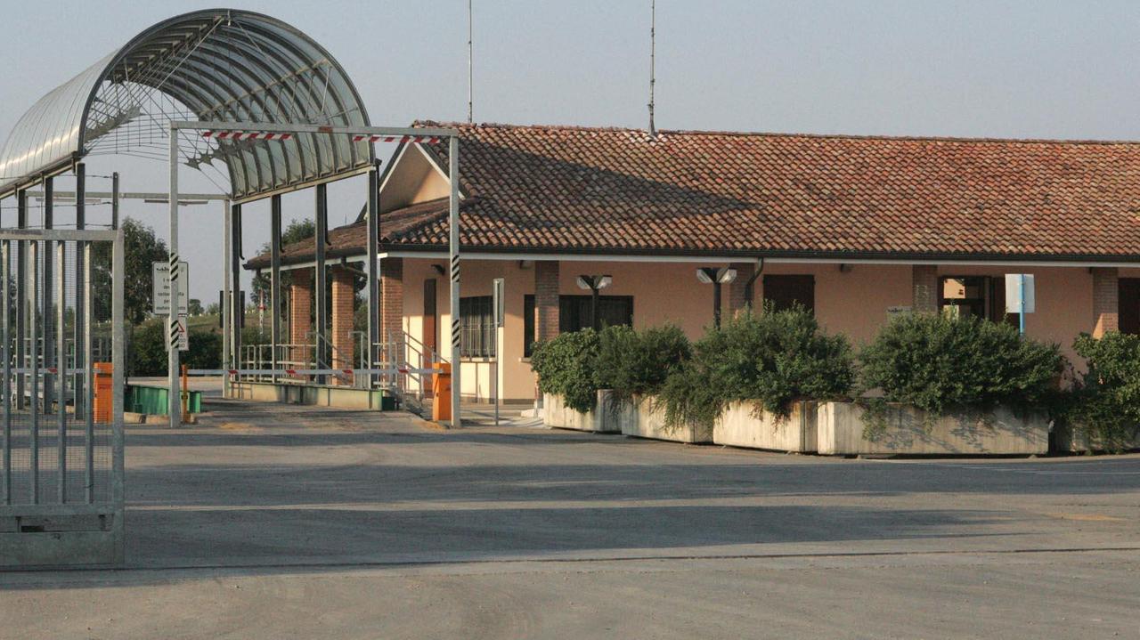 Rifiuti, controlli delle radiazioni nella discarica della Sabar