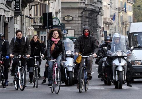 Bici contromano? Il Comune è cauto 