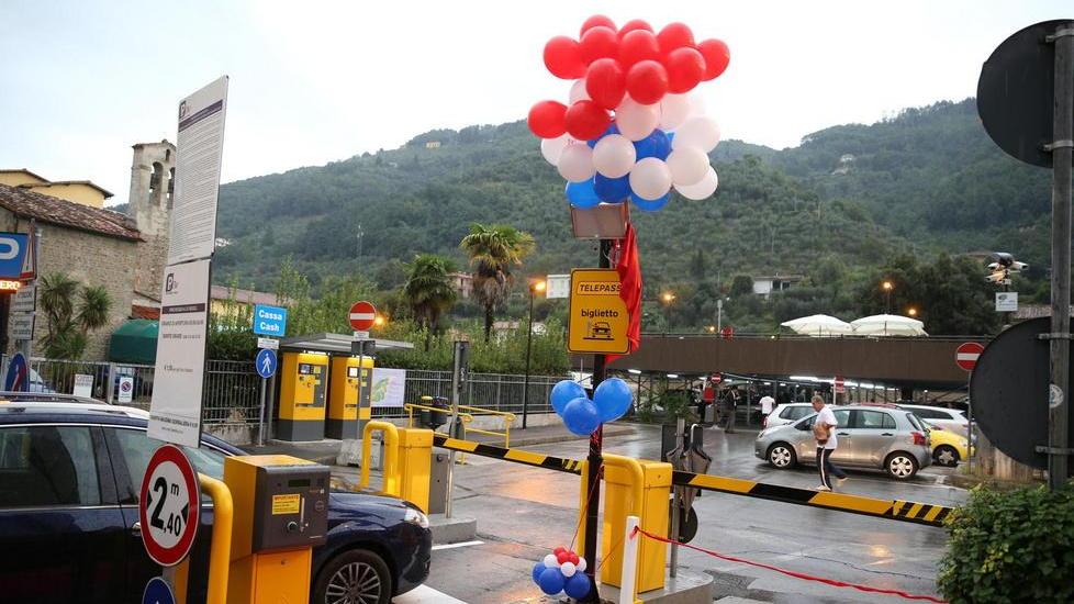 A Pescia il primo parcheggio in Italia con Telepass-chip coin