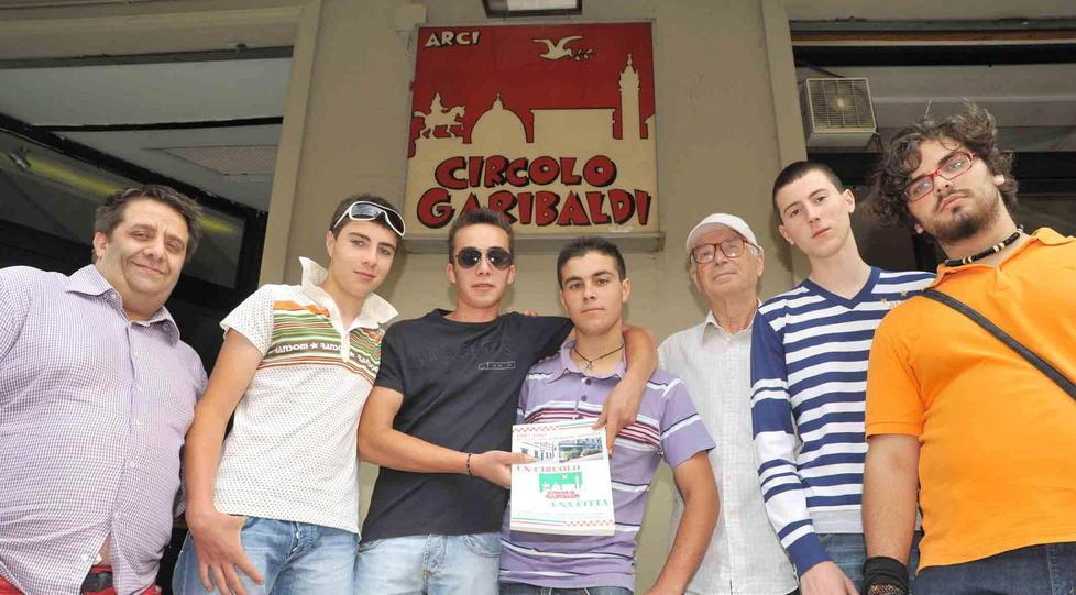 Al circolo Garibaldi «Give peace a chance»