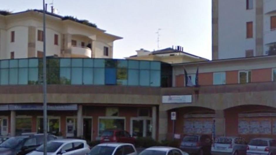 Chiude l’Agenzia delle Entrate, resta uno sportello