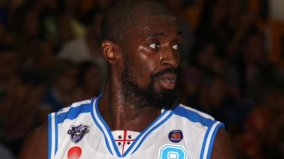 Tutto facile per la Dinamo con Caserta