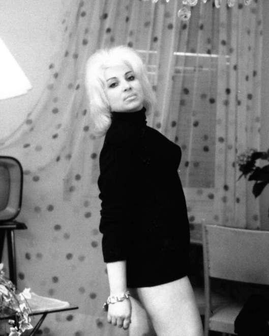 «Il Comune mi renda quel monumento sulla tomba di Gina» 