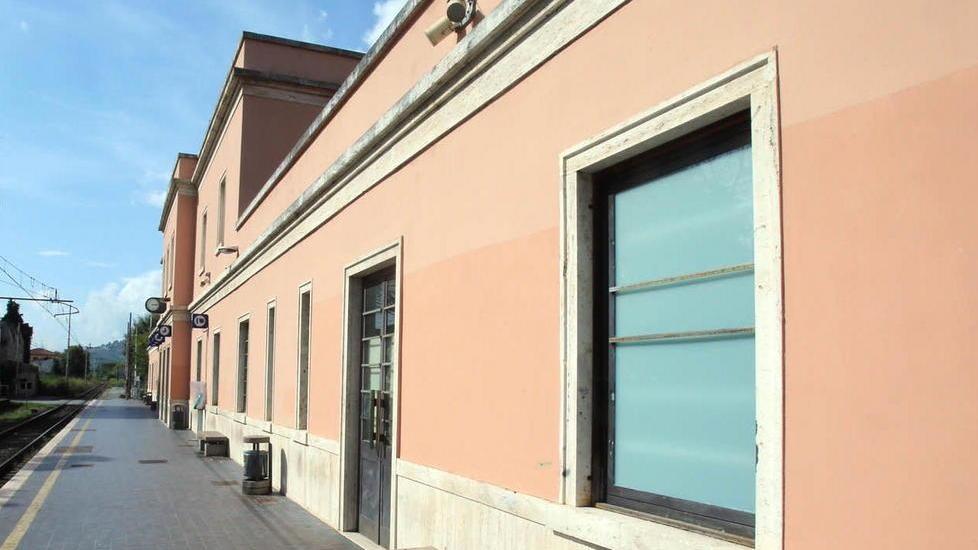 Due colpi in aria per fermare la fuga di due ladruncoli