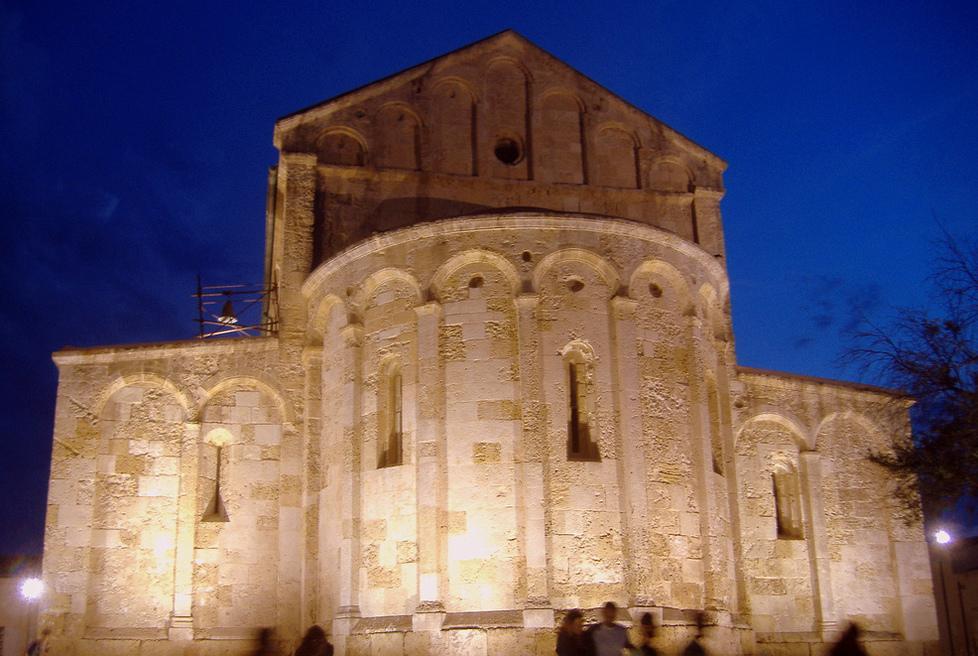 Visite ai monumenti, mostre e spettacoli
