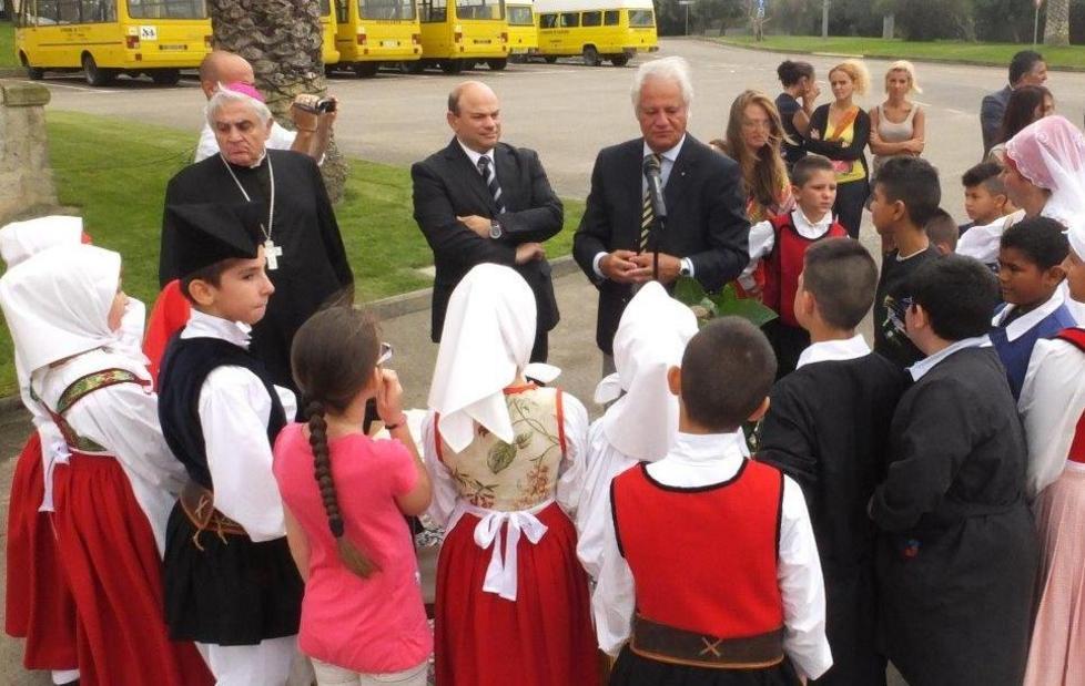Nuovi scuolabus e minibus pensando a padre Zirano 