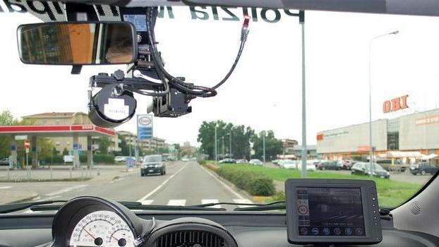 L’arma segreta dei vigili contro le auto fuorilegge
