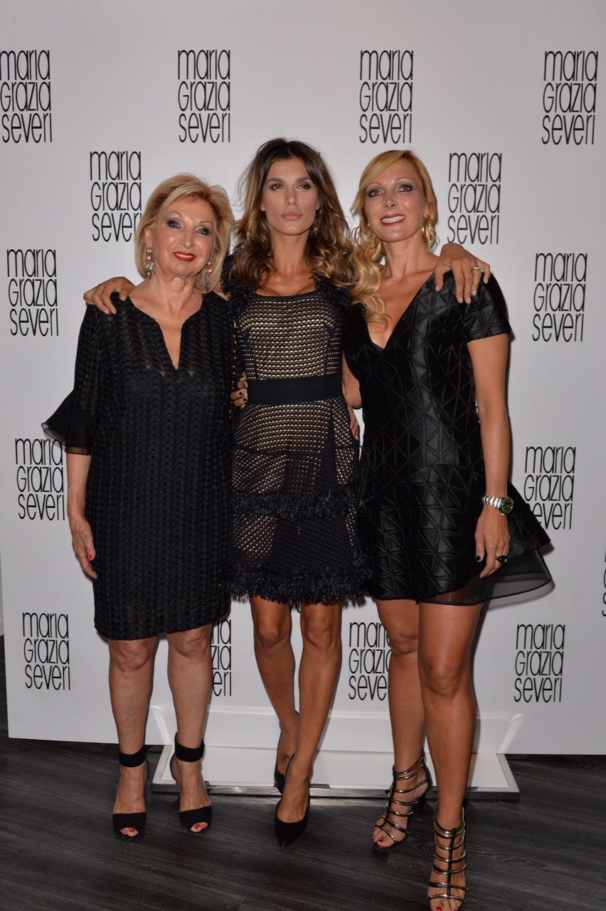 Elisabetta Canalis con Maria Grazia e Francesca Severi stiliste e griffes carpigiane a Milano