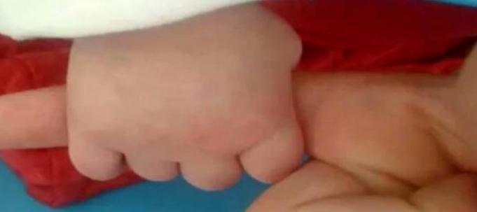 Lasciata in ospedale dopo la nascita: via all'iter per l'affido 