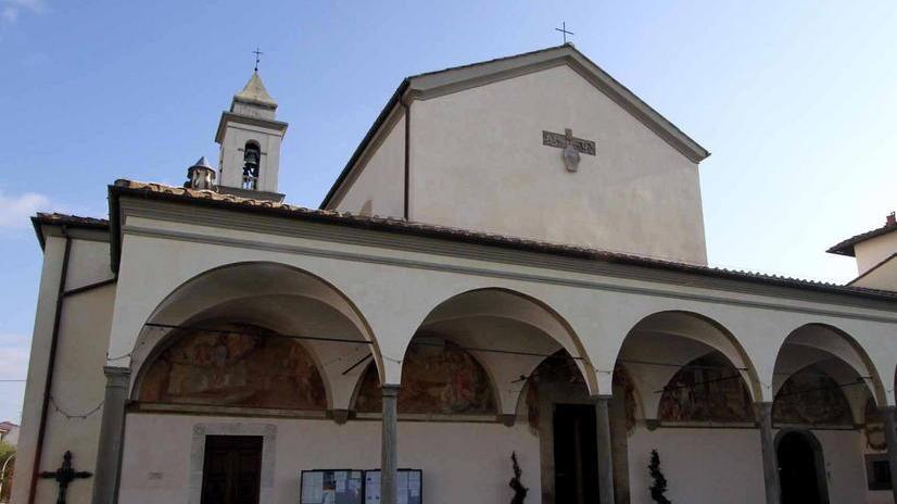 Bimbo colpito da malore in chiesa, soccorso da 2 medici alla messa