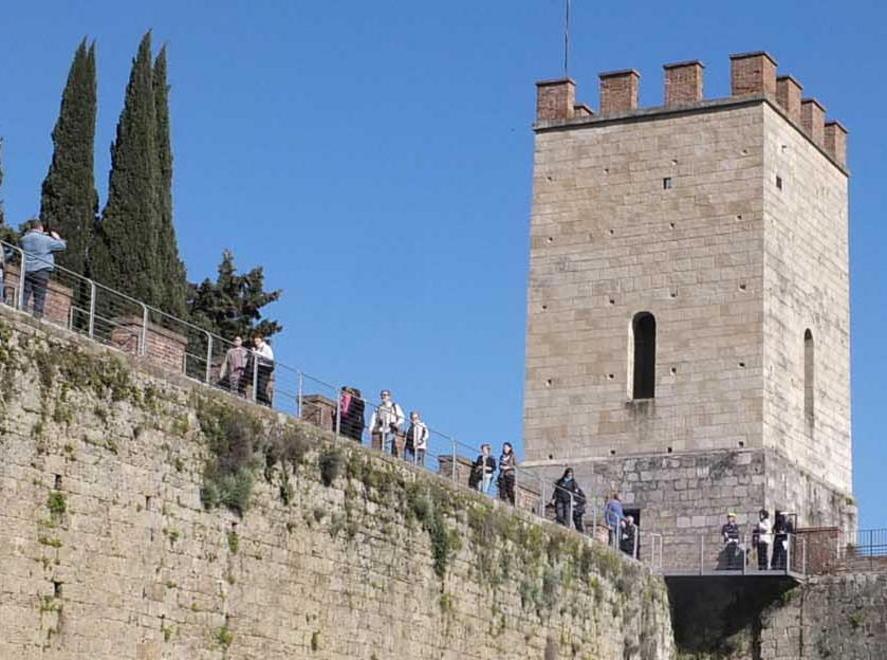 M5S: «La gestione delle mura affidata senza un confronto»