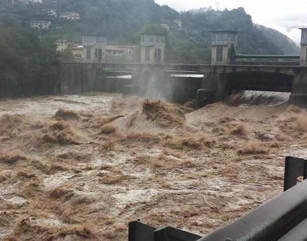 Si svuota da domani la diga di Borgo a Mozzano 
