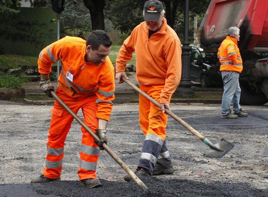 Capannori, entra in azione il cantoniere di paese 