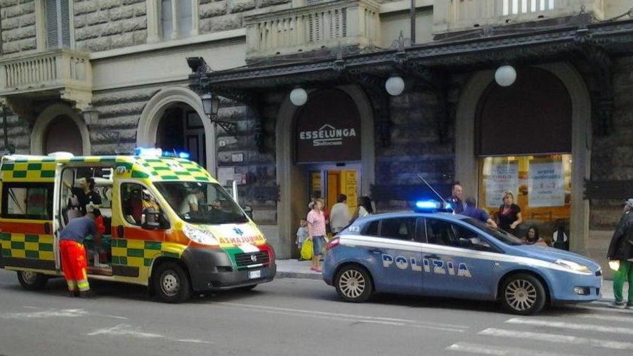 Botte da orbi tra clochard Paura in piazza Matteotti