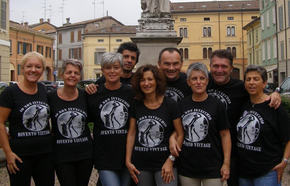 Tutti i 50enni di Correggio a tavola per una rimpatriata 