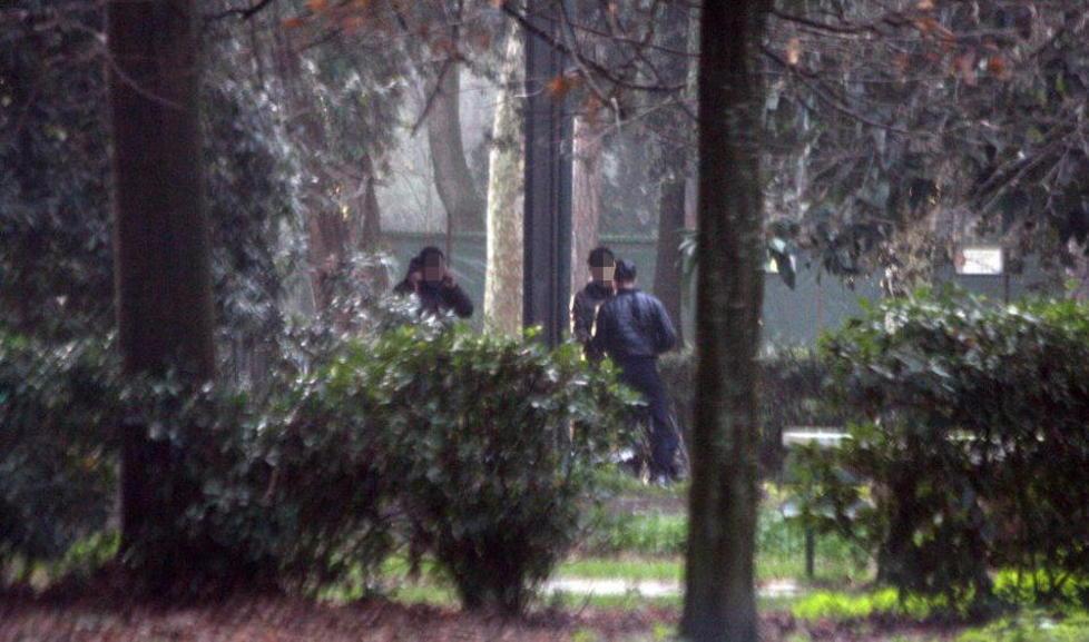 «O compri o te ne vai», anziano minacciato in pineta 