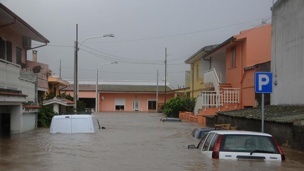 Alluvione a Uras, due defibrillatori in dono dalle Valle d’Aosta 