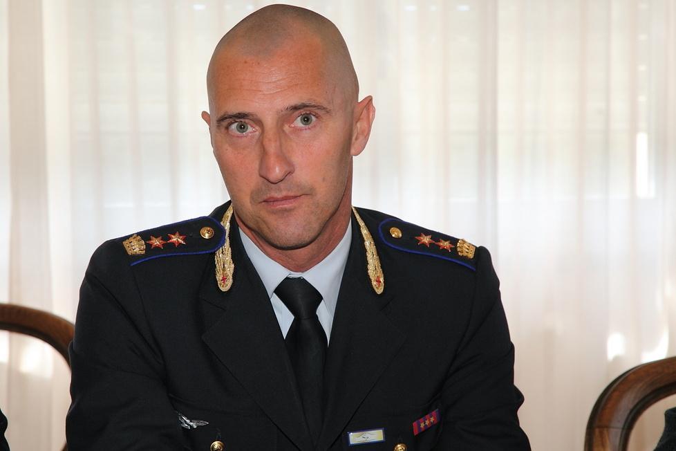 Minacce di morte su Facebook al comandante dei vigili 