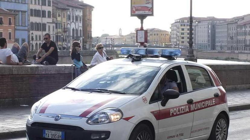 Dopo l’estate sul litorale, la macchina “sparamulte” torna in città