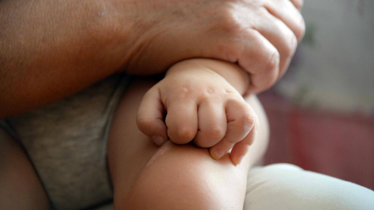 Appello della madre di Christian, malato di Cdkl5: «Aiutateci a curarlo»